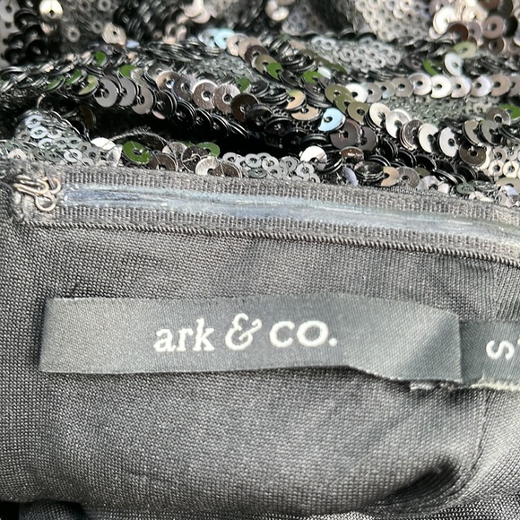 Black squin dress - Picture 6 of 6